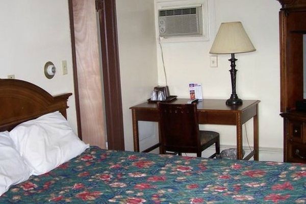 DELTA MOTEL-BAY CITY (Bay City)